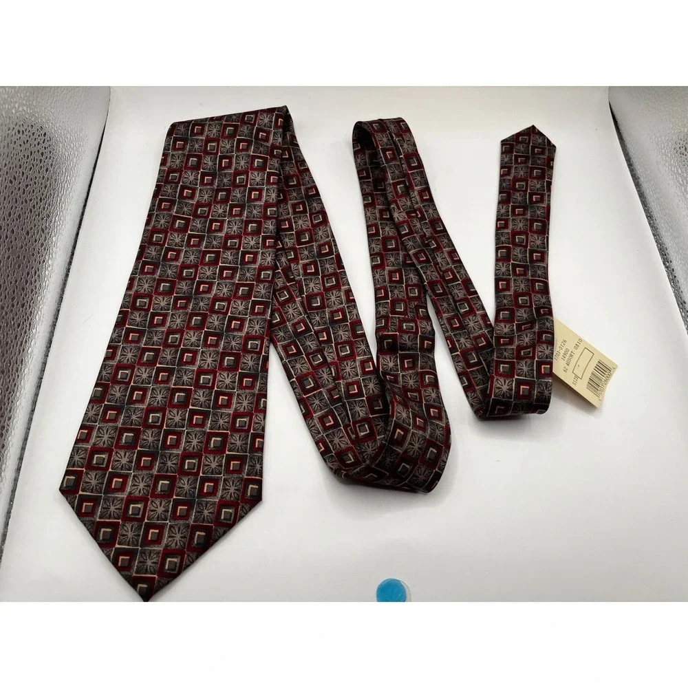 Albert NIPON Silk‎ Geometric Pattern Neck Tie Burgundy Gold Men's Accessory NWT